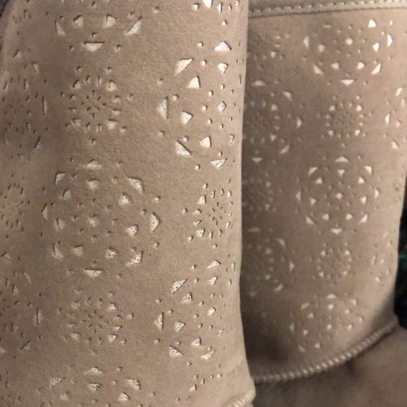 WINTER BOOTS - Picture 7 of 7